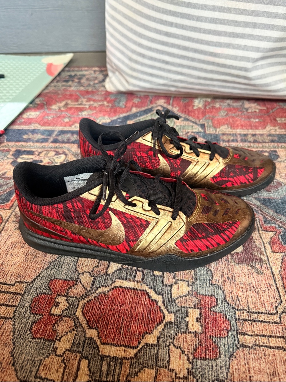 Nike Kobe Mentality Red and Gold Youth Basketball  Shoes - Size 6.5Y